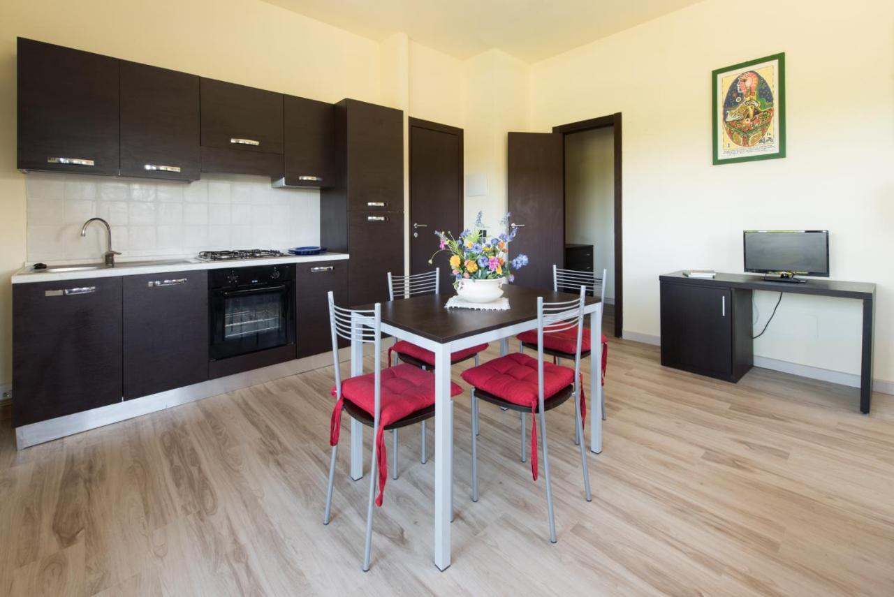 Апартаменты Residenze Pianetti Манчиано Экстерьер фото