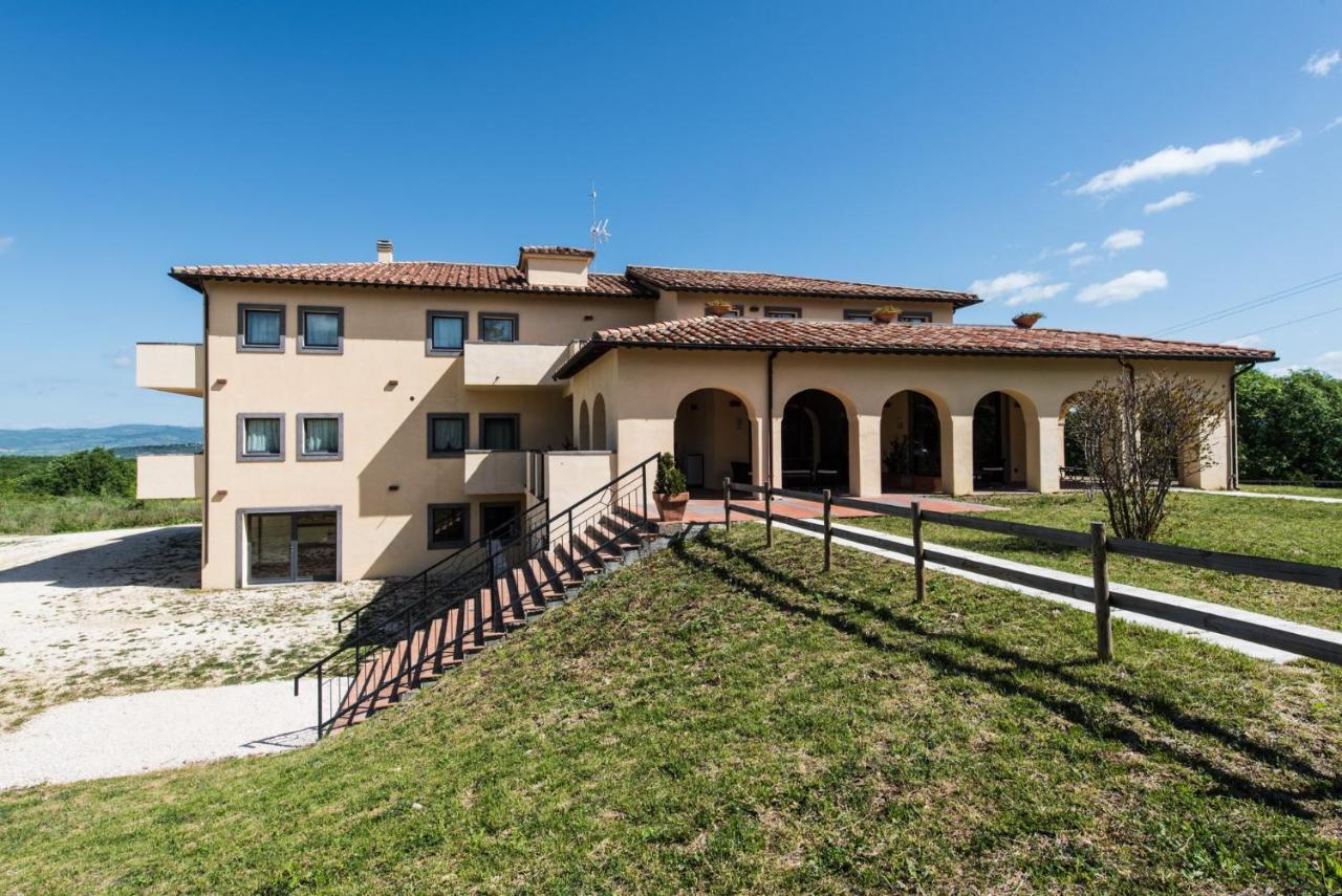 Апартаменты Residenze Pianetti Манчиано Экстерьер фото